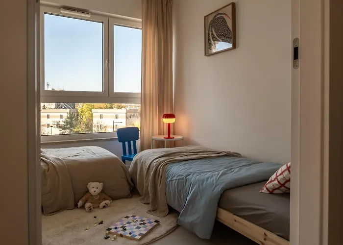 Malmoe Family By Vaya